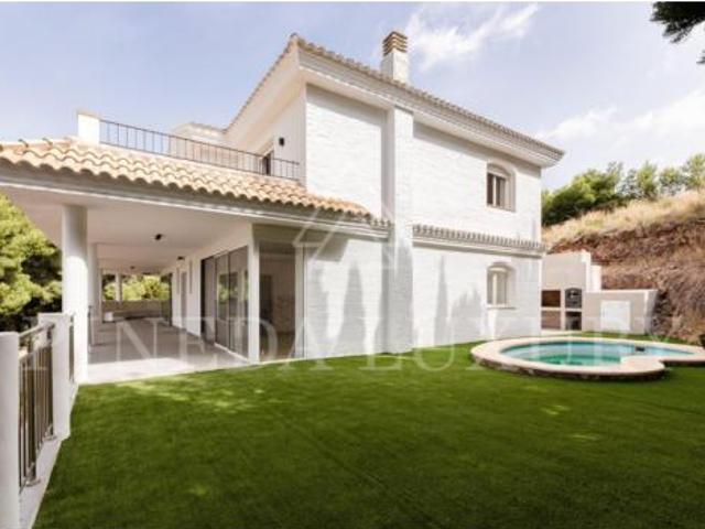 Chalet Venta Puçol, Los Monasterios Alfinach