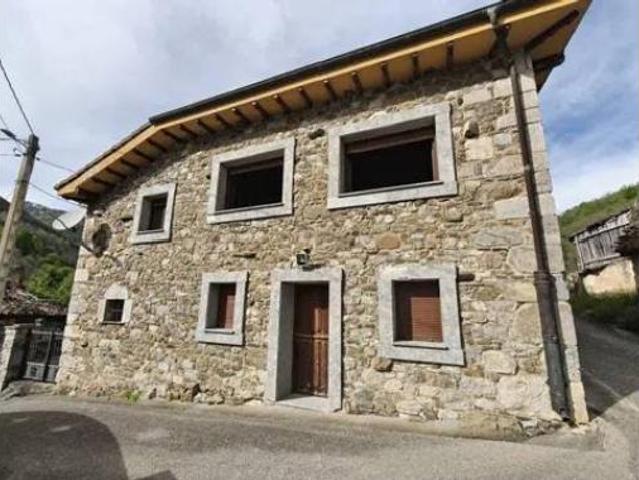 Chalet Venta Quirós, Bárzana de Quirós