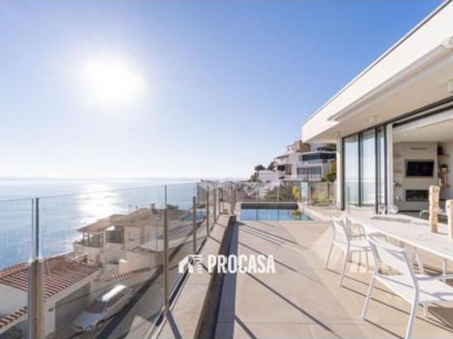 Chalet Venta Roses, Port Esportiu Canyelles Puig Rom