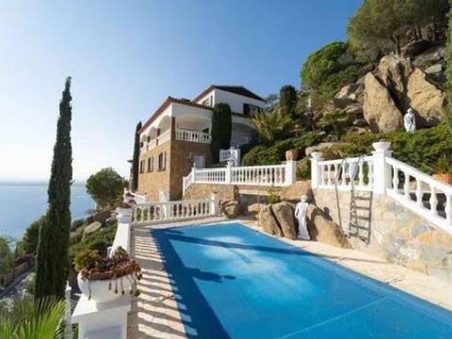 Chalet Venta Roses, Port Esportiu Canyelles Puig Rom