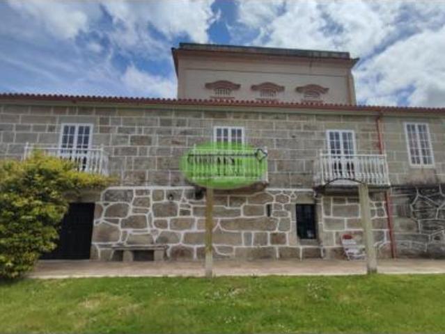 Chalet Venta Ramirás, Freas de Eiras