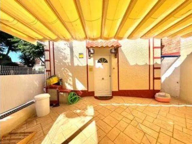 Chalet Venta Reus, Mestral