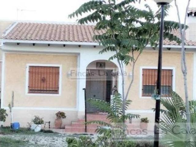 Chalet Venta Relleu, Relleu