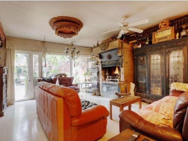 Chalet Venta Rivas Vaciamadrid, Centro