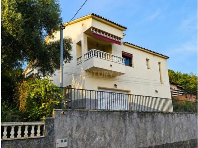 Chalet Venta Riells i Viabrea, Comte d'Alba de Liste