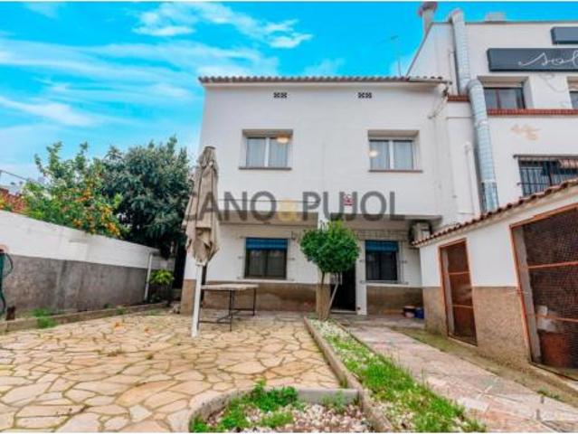 Chalet Venta Rubí, Ca n'Alzamora