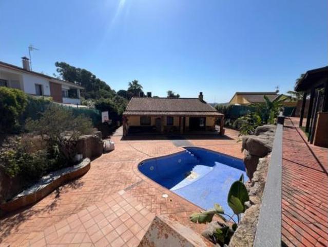 Chalet Venta Tordera, Nucli Urbà