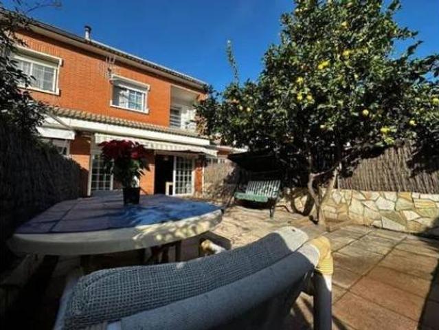 Chalet Venta Tordera, Nucli Urbà