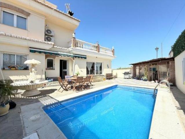 Chalet Venta Torrox, Urbanización Santa Rosa Generación del 27