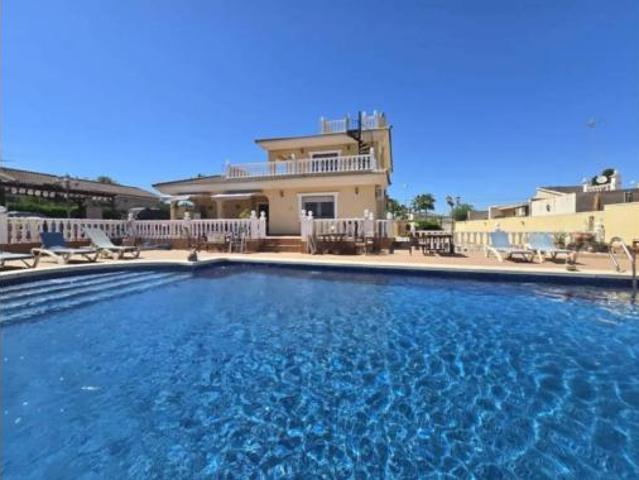 Chalet Venta Torrevieja, Torrevieja
