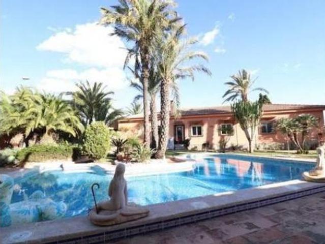 Chalet Venta Torrevieja, Centro