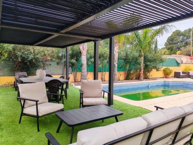 Chalet Venta Torrent, Urbanizaciones Cumbres de Calicanto Manyes Barbeta