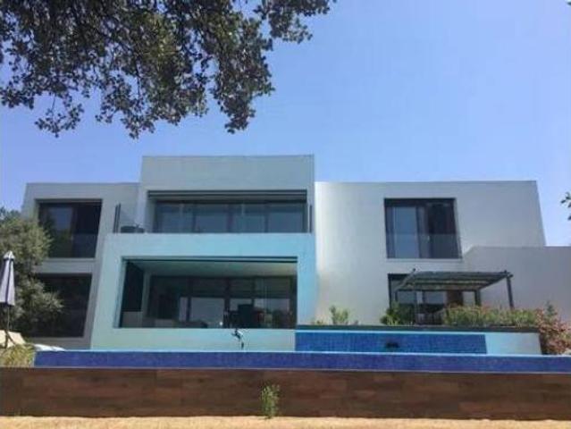 Chalet Venta Valdemorillo, Urbanización Cerro Alarcón I
