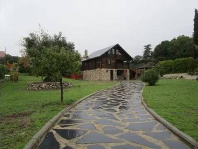 Chalet Venta Valdemorillo, Urbanización Pino Alto