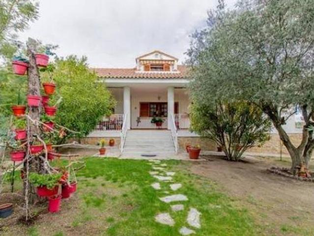 Chalet Venta Valdemorillo, Urbanización Pino Alto