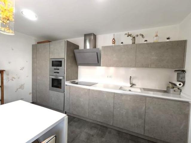 Chalet Venta Valdemoro, Hospital