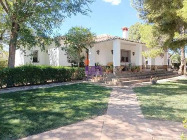 Chalet Venta Valdepeñas, Valdepeñas