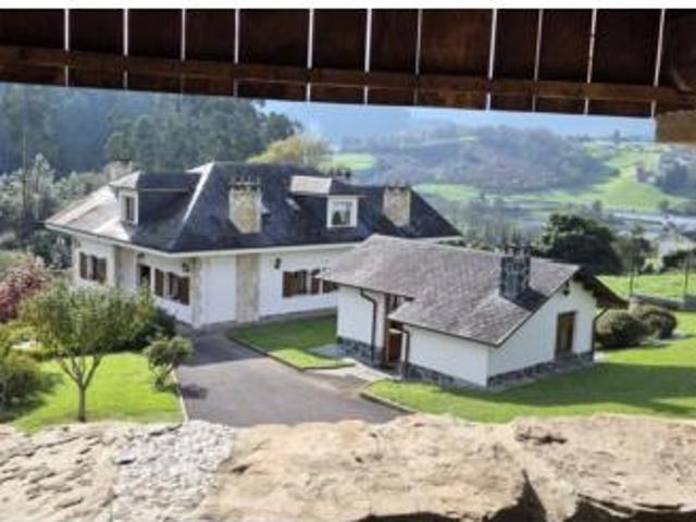 Chalet Venta Valdés, Trevías