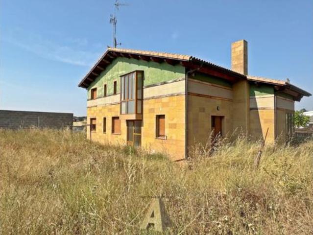 Chalet Venta Valdestillas, Valdestillas