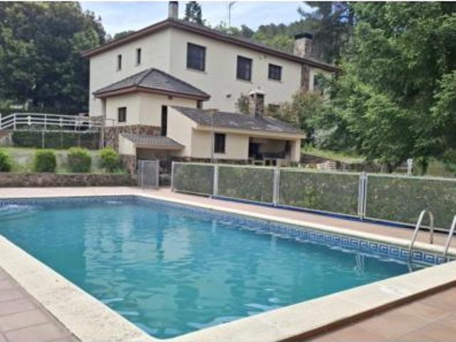 Chalet Venta Vallirana, Vallirana