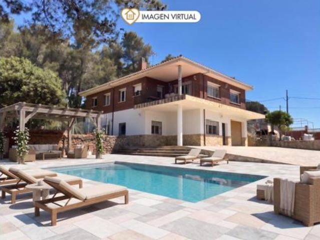 Chalet Venta Vallirana, Vallirana