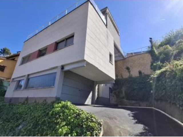 Chalet Venta Vallirana, Vallirana