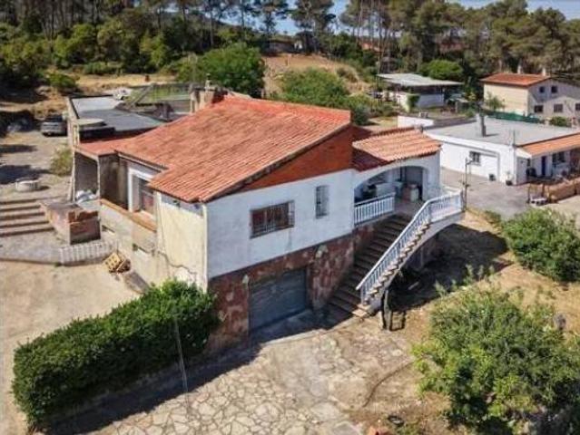 Chalet Venta Vallirana, Vallirana