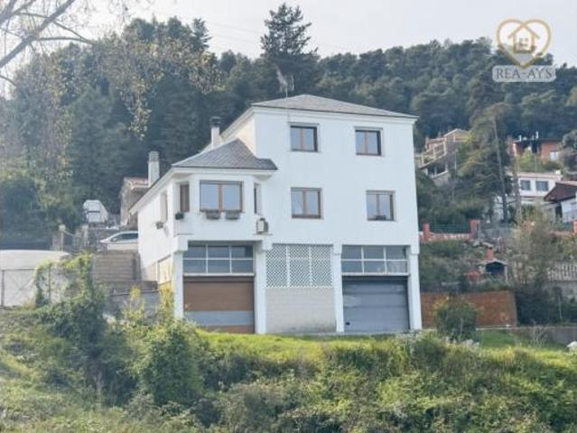 Chalet Venta Vallirana, Vallirana
