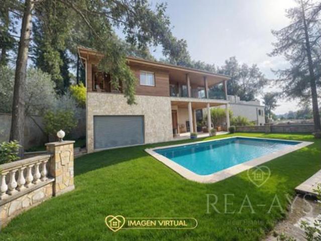 Chalet Venta Vallirana, Vallirana