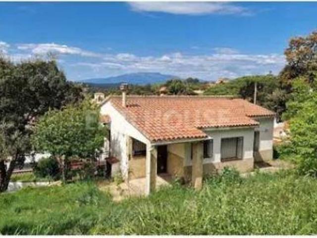 Chalet Venta Vidreres, Cartellà