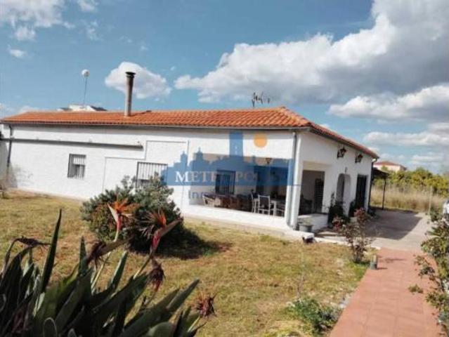 Chalet Venta Vila real, Madrigal