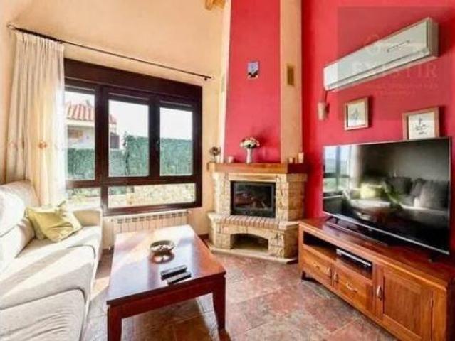 Chalet Venta Bareyo, Ajo