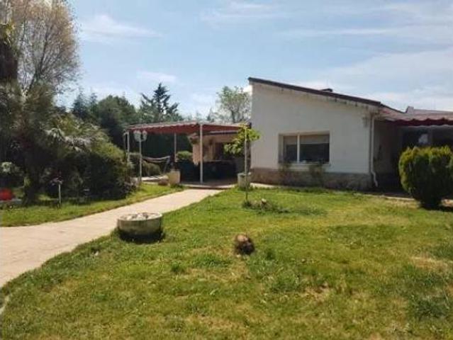 Chalet Venta Villalbilla, Villalbilla