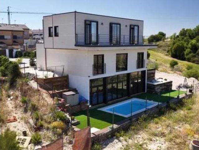Chalet Venta Villalbilla, Villalbilla
