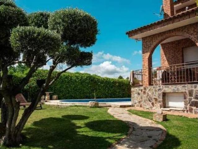 Chalet Venta Villalbilla, Villalbilla
