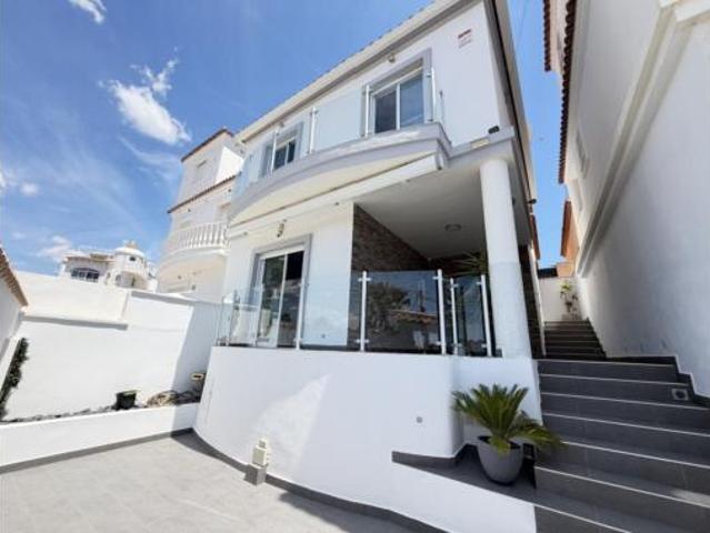 Chalet Venta Villamartín, Villamartín