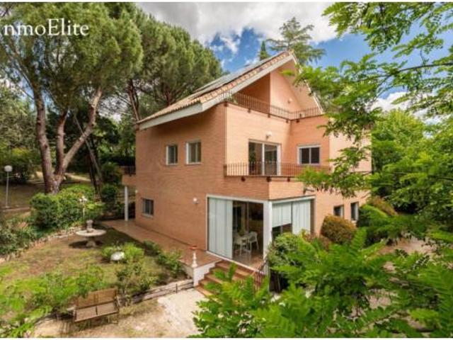 Chalet Venta Villanueva del Pardillo, Urbanización Santa María