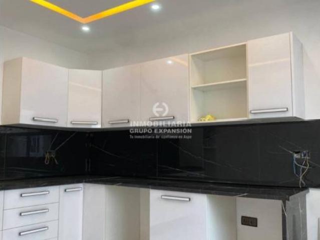 Chalet Venta Villena, Villena
