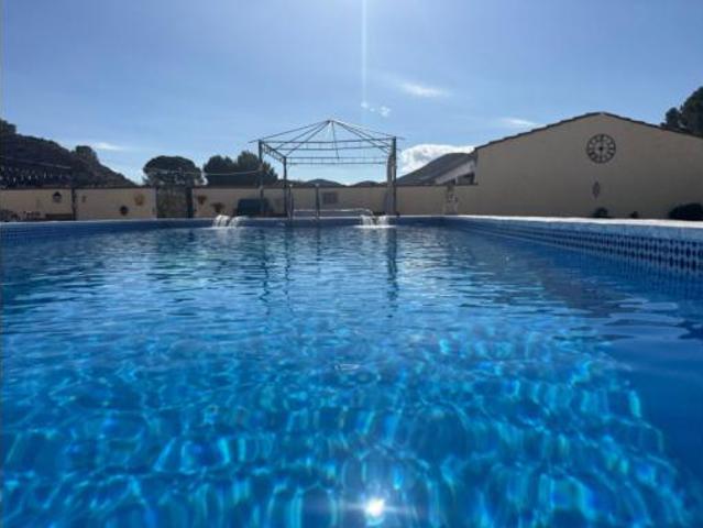 Chalet Venta Villena, Villena