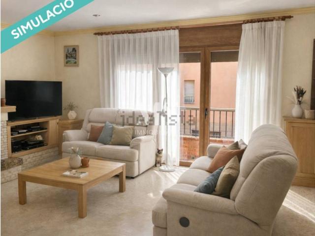 Chalet, Vic