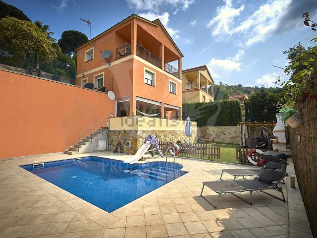 Chalet, Vidreres