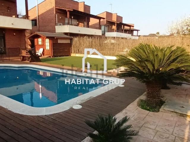 Chalet, Vidreres