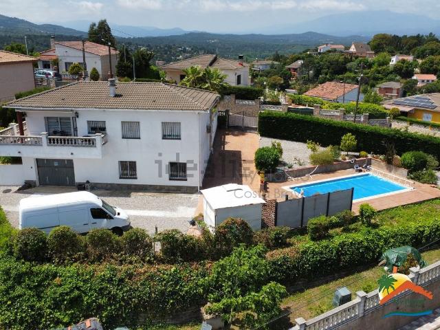 Chalet, Vidreres