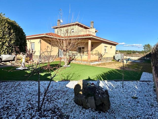 Chalet, Vidreres