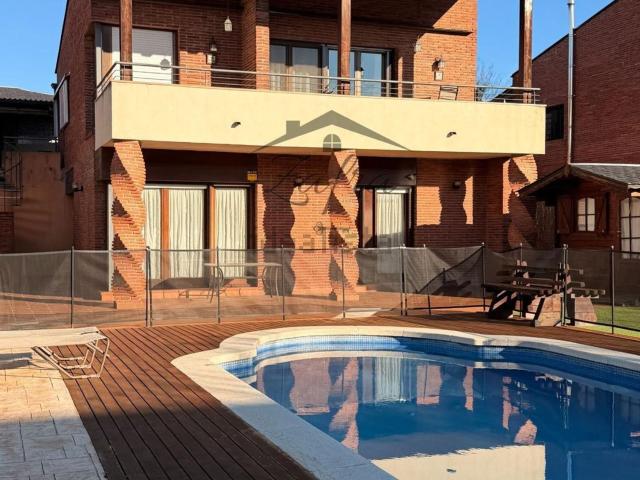 Chalet, Vidreres