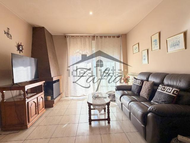 Chalet, Vidreres