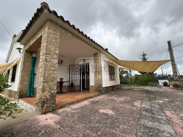Chalet, Vidreres