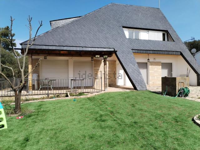 Chalet, Vidreres