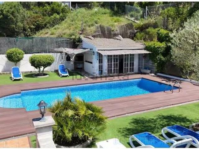 Chalet, Vidreres