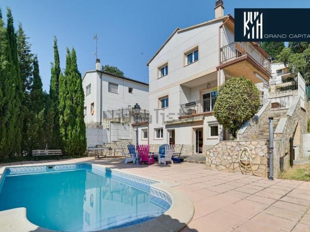 Chalet, Vidreres